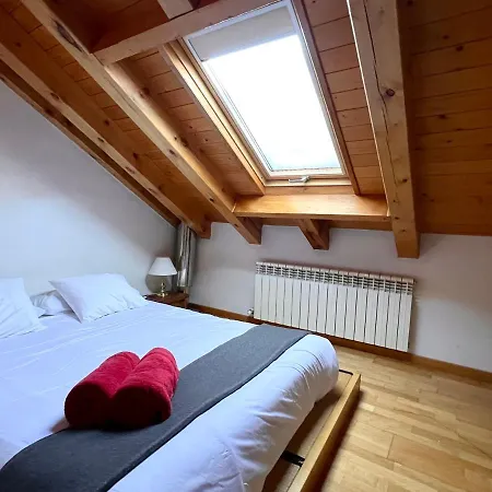 Ca La Rougvie - L'amfitriona Ferienhaus Esterri d'Àneu